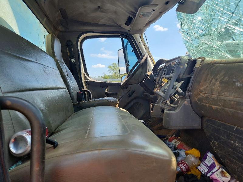 2008 Freightliner M2 მანქანა იყიდება აუქციონზე, vin: 1FVACWDT28HZ72364, აუქციონის ნომერი: 47105736