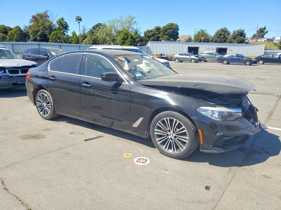 47273516 :رقم المزاد ، WBAJA5C50JWA36940 vin ، 2018 Bmw 530 مزاد بيع