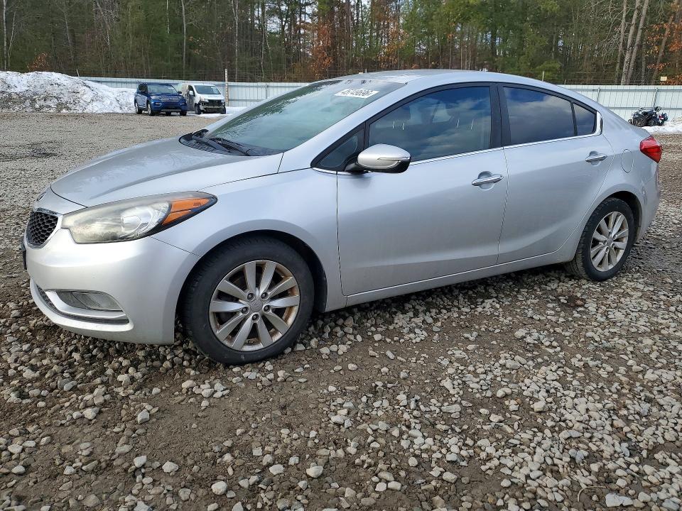 2014 Kia Forte მანქანა იყიდება აუქციონზე, vin: KNAFX4A8XE5049019, აუქციონის ნომერი: 45749696