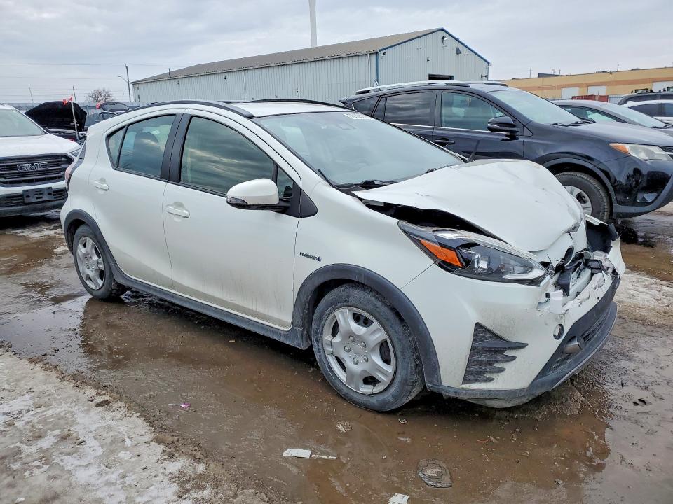 78183375 :رقم المزاد ، JTDKDTB30J1612944 vin ، 2018 Toyota Prius C مزاد بيع