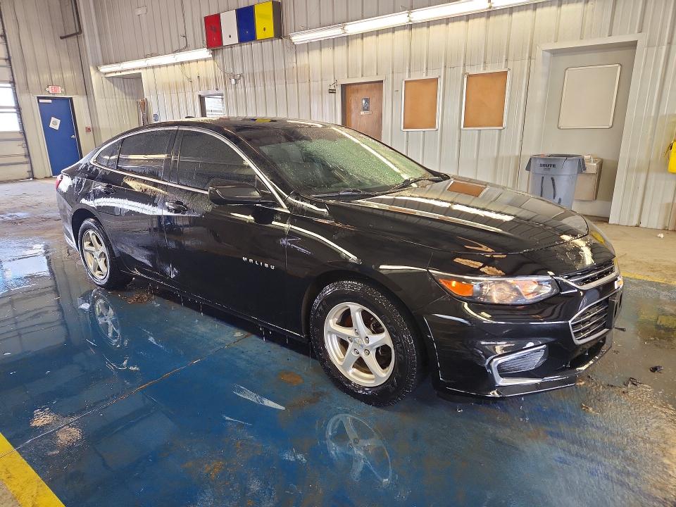 47229376 :رقم المزاد ، 1G1ZB5ST2JF115115 vin ، 2018 Chevrolet Malibu مزاد بيع