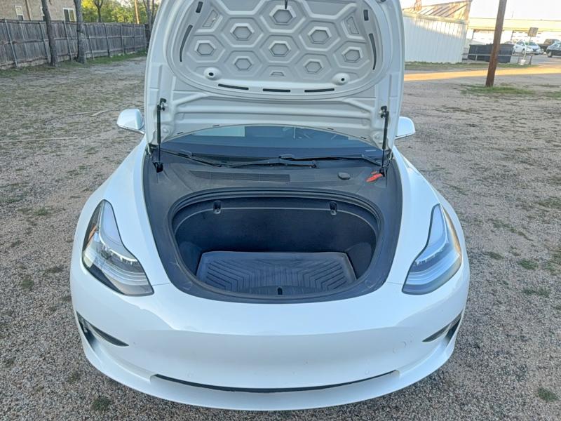 2020 Tesla Model 3 მანქანა იყიდება აუქციონზე, vin: 5YJ3E1EA3LF616075, აუქციონის ნომერი: 47659086