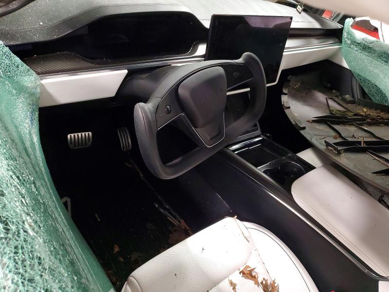 79498595 :رقم المزاد ، 7SAXCBE68NF339230 vin ، 2022 Tesla Model X مزاد بيع