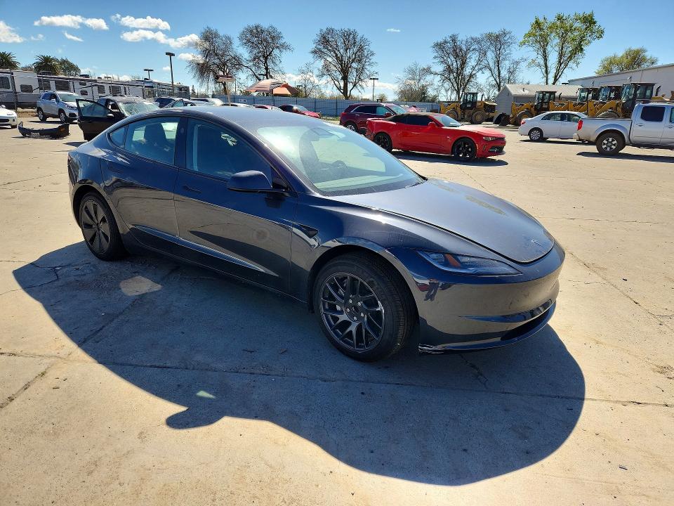 79599435 :رقم المزاد ، 5YJ3E1EA4SF007995 vin ، 2025 Tesla Model 3 مزاد بيع
