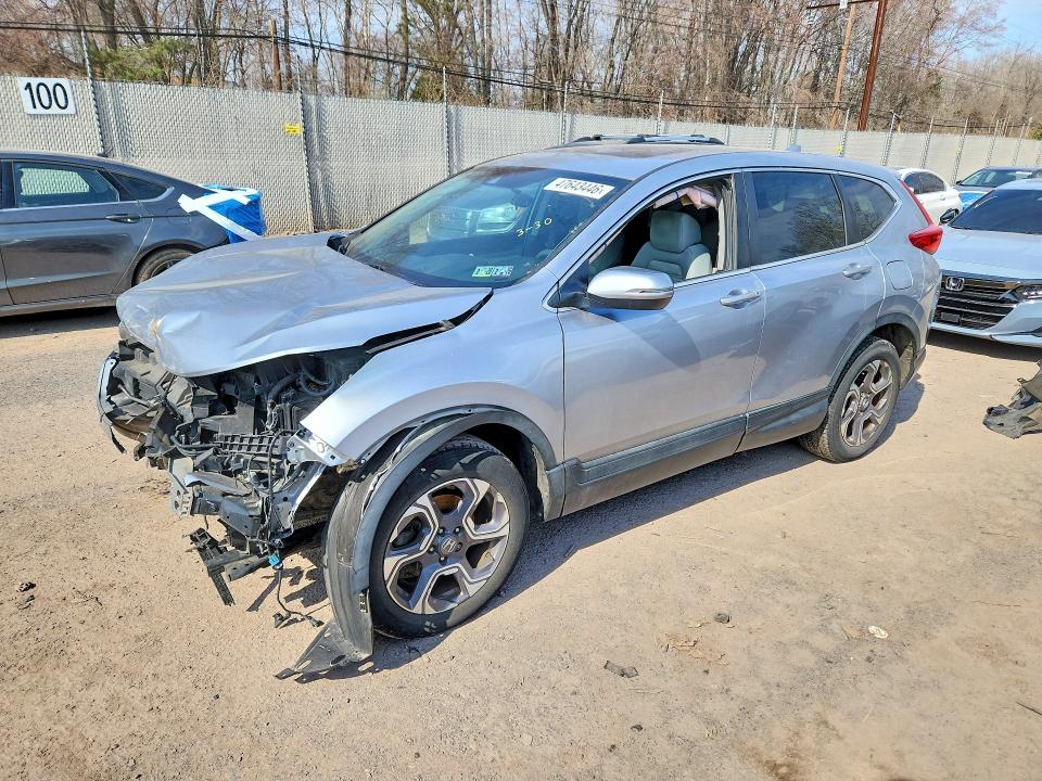 47643446 :رقم المزاد ، 7FARW2H53JE094187 vin ، 2018 Honda Cr-v مزاد بيع