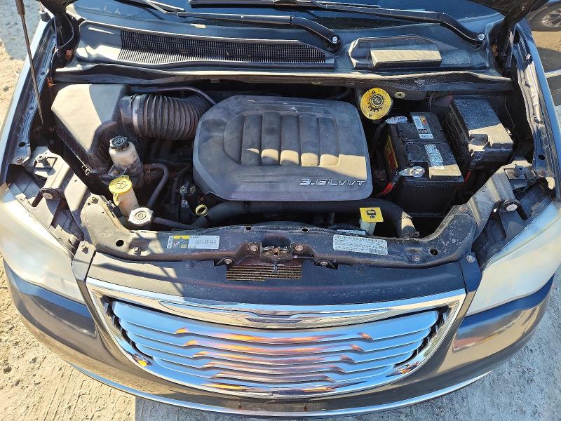 46592796 :رقم المزاد ، 2C4RC1BG3DR803170 vin ، 2013 Chrysler Town & Country مزاد بيع