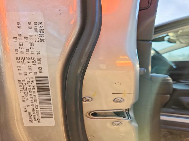 2019 Jeep Compass მანქანა იყიდება აუქციონზე, vin: 3C4NJDBB6KT826835, აუქციონის ნომერი: 79498805