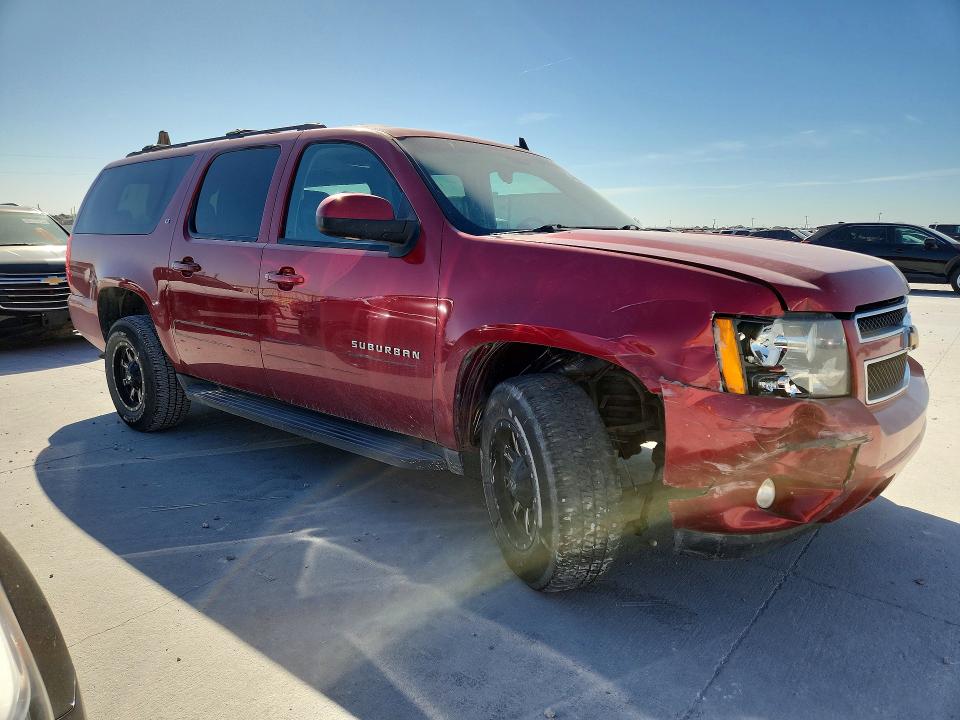 46694326 :رقم المزاد ، 1GNSKJE77DR205807 vin ، 2013 Chevrolet Suburban مزاد بيع