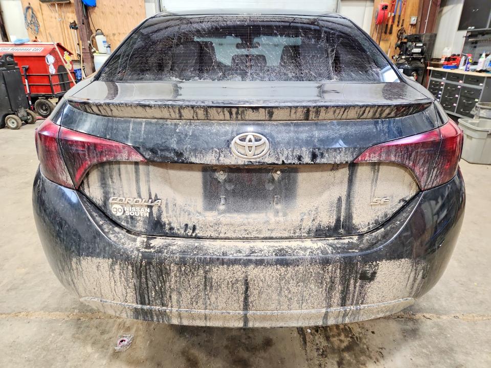 76412045 :رقم المزاد ، 2T1BURHE1HC836306 vin ، 2017 Toyota Corolla مزاد بيع