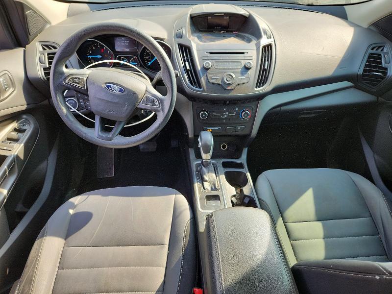 41700096 :رقم المزاد ، 1FMCU0F79JUA16452 vin ، 2018 Ford Escape مزاد بيع