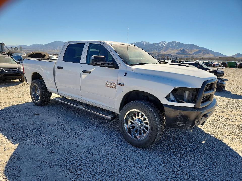 Продаж на аукціоні авто 2018 Ram 2500, vin: 3C6UR5CJ6JG115053, номер лоту: 46858686
