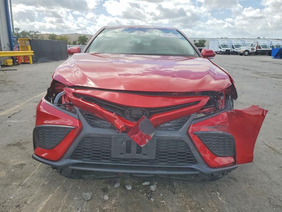 48344736 :رقم المزاد ، 4T1G11AK6PU165308 vin ، 2023 Toyota Camry مزاد بيع