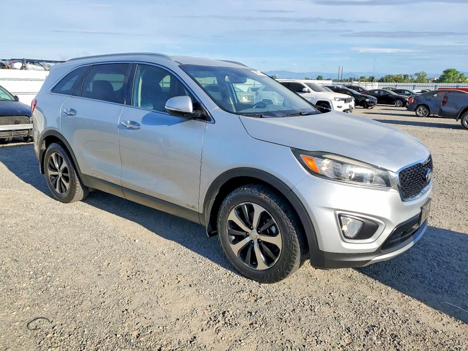 47474776 :رقم المزاد ، 5XYPHDA11GG030800 vin ، 2016 Kia Sorento مزاد بيع