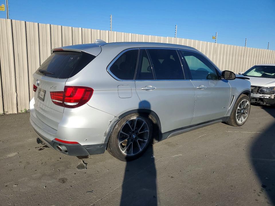 45852556 :رقم المزاد ، 5UXKR2C39H0W43389 vin ، 2017 Bmw X5 مزاد بيع