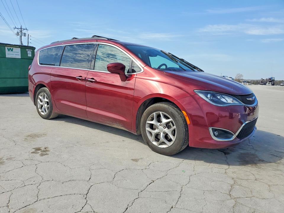 46889146 :رقم المزاد ، 2C4RC1FG3JR352814 vin ، 2018 Chrysler Pacifica مزاد بيع