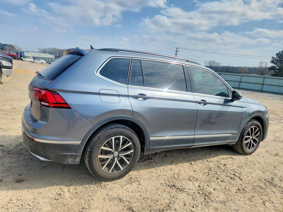 79610135 :رقم المزاد ، 3VV3B7AX5MM015982 vin ، 2021 Volkswagen Tiguan مزاد بيع