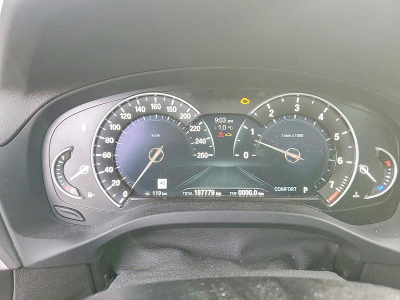 47058236 :رقم المزاد ، 5UXTR9C55JLD90013 vin ، 2018 Bmw X3 مزاد بيع