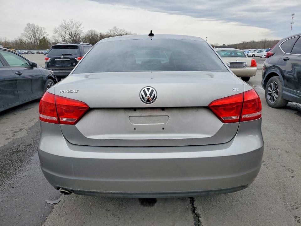2012 Volkswagen Passat მანქანა იყიდება აუქციონზე, vin: 1VWBP7A36CC087473, აუქციონის ნომერი: 78224005