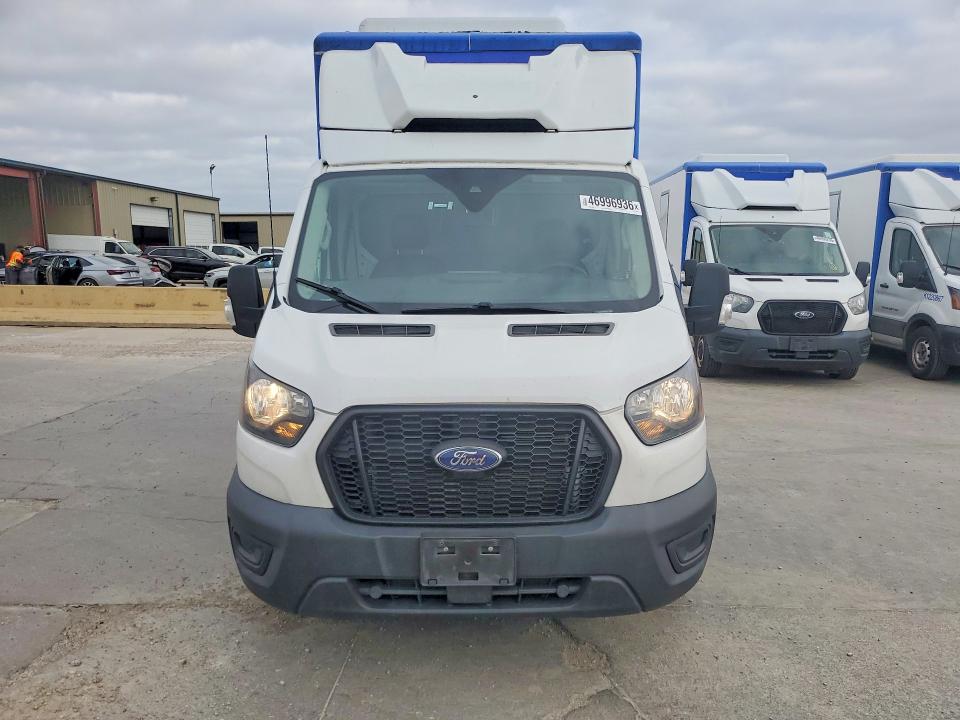 46996936 :رقم المزاد ، 1FDBW5Z80NKA01721 vin ، 2022 Ford Transit مزاد بيع