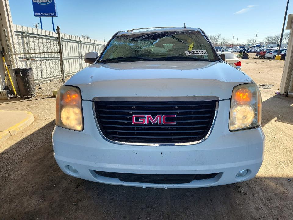 79253445 :رقم المزاد ، 1GKFC160X7J270862 vin ، 2007 Gmc Yukon Xl مزاد بيع