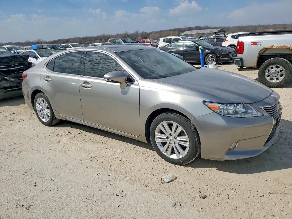 Продажа на аукционе авто 2015 Lexus Es 350, vin: JTHBK1GG4F2165038, номер лота: 47036246