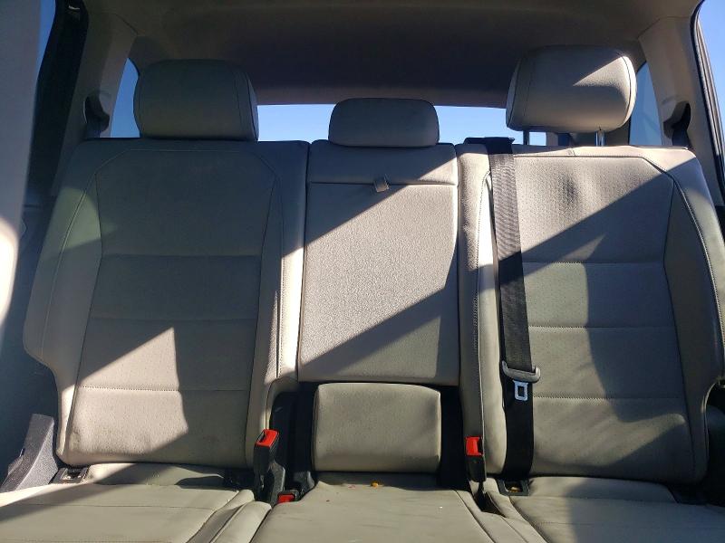 Продаж на аукціоні авто 2018 Volkswagen Tiguan, vin: 3VV3B7AX8JM220045, номер лоту: 45463906