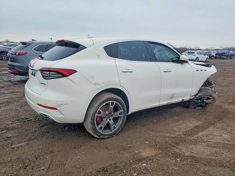 Продажа на аукционе авто 2023 Maserati Levante, vin: ZN661XUA4PX422212, номер лота: 45825616