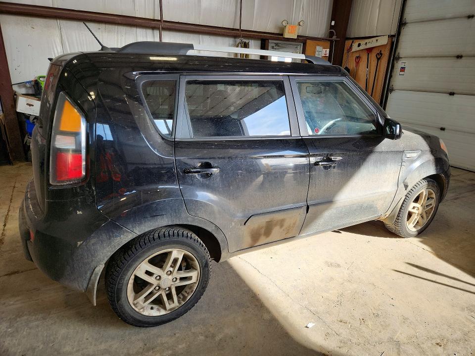 2011 Kia Soul მანქანა იყიდება აუქციონზე, vin: KNDJT2A2XB7734940, აუქციონის ნომერი: 41775126
