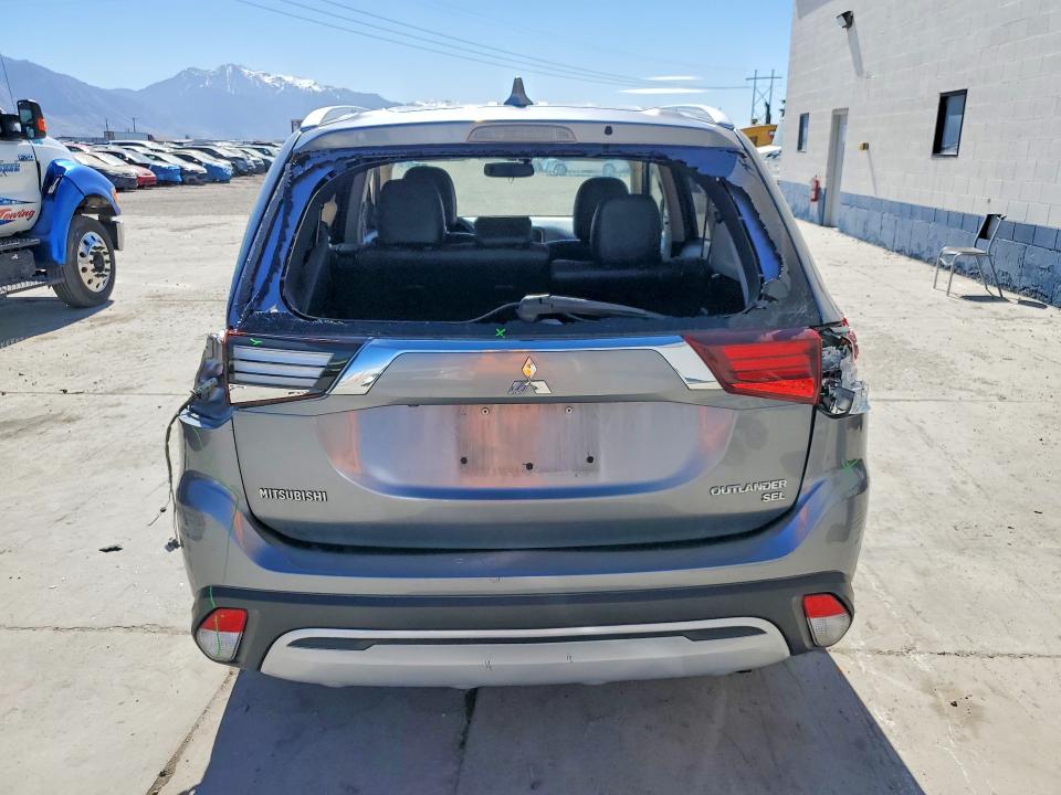 Продаж на аукціоні авто 2019 Mitsubishi Outlander, vin: JA4AZ3A32KZ041937, номер лоту: 47725716