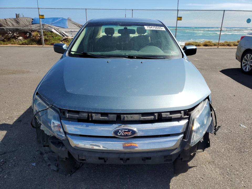 79470045 :رقم المزاد ، 3FAHP0JA0BR308218 vin ، 2011 Ford Fusion مزاد بيع