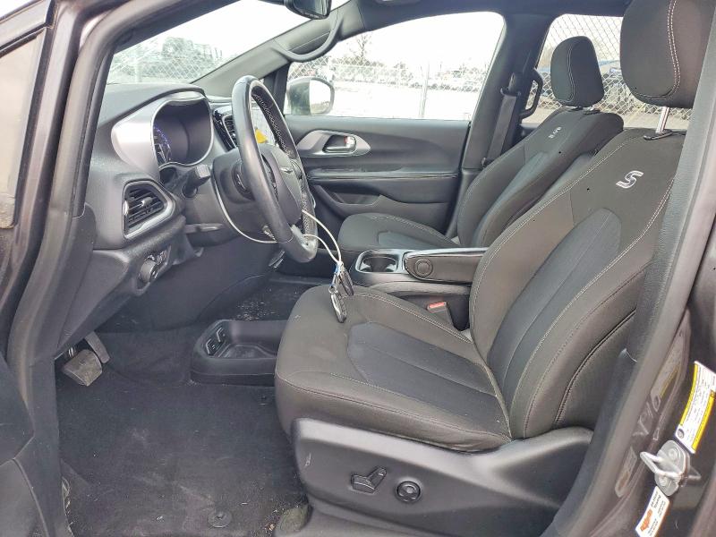 2020 Chrysler Pacifica მანქანა იყიდება აუქციონზე, vin: 2C4RC1FG3LR223748, აუქციონის ნომერი: 46921146