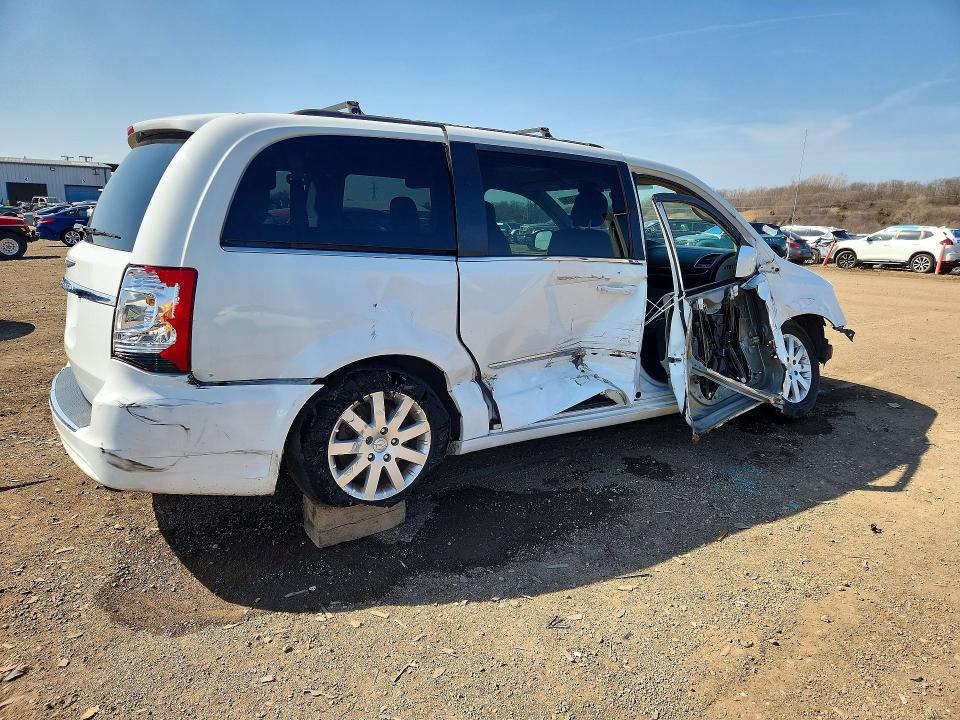 48117676 :رقم المزاد ، 2C4RC1BG3GR206640 vin ، 2016 Chrysler Town & Country مزاد بيع