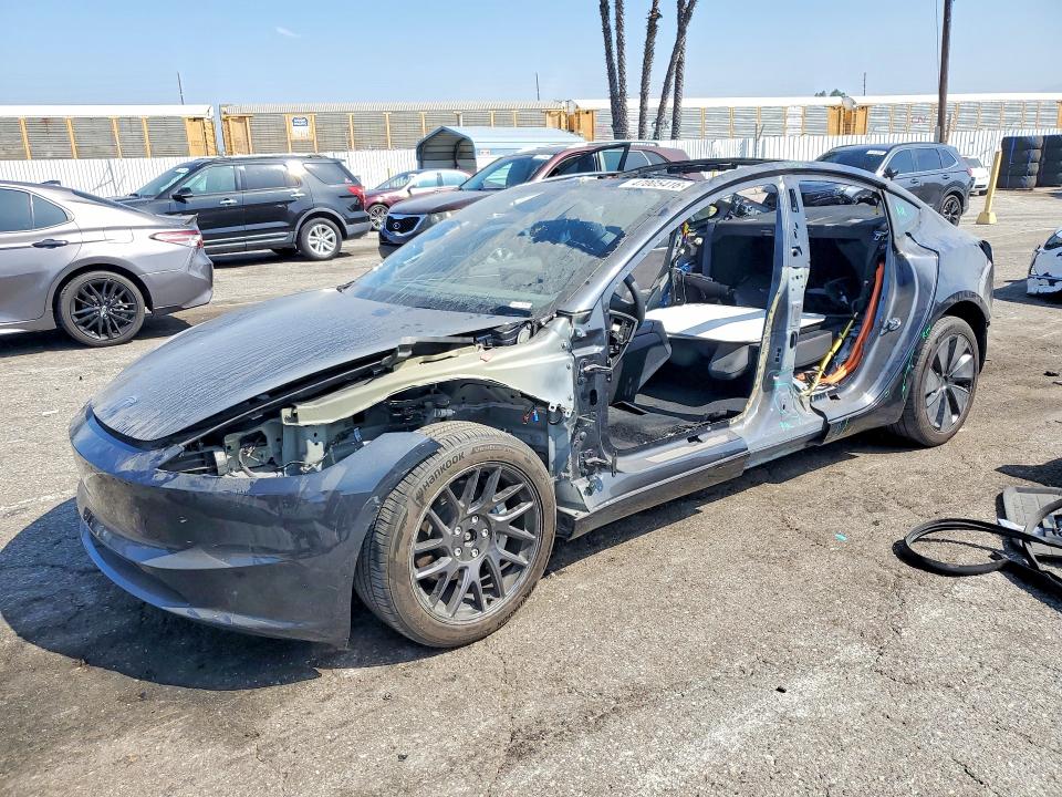 2025 Tesla Model 3 მანქანა იყიდება აუქციონზე, vin: 5YJ3E1EBXSF960879, აუქციონის ნომერი: 47005416