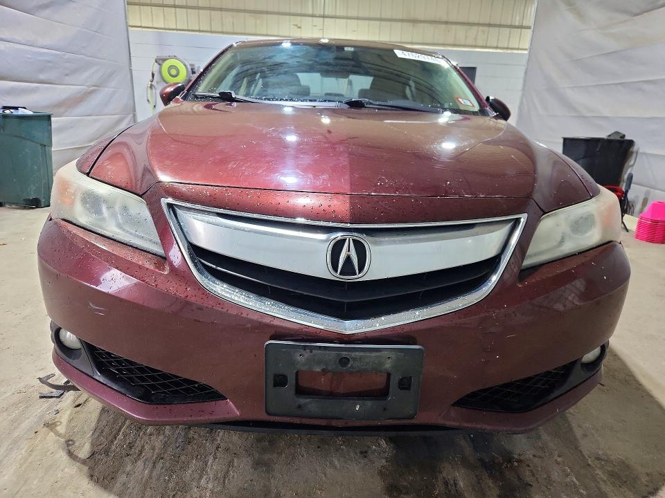 47629746 :رقم المزاد ، 19VDE1F52DE020610 vin ، 2013 Acura Ilx مزاد بيع