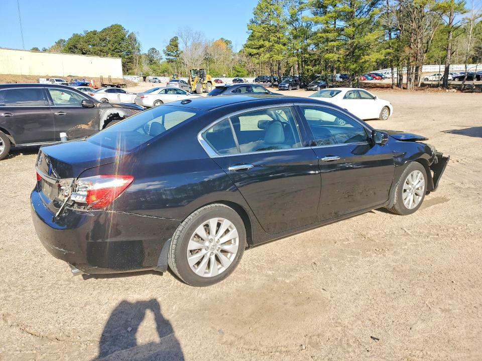 Продаж на аукціоні авто 2015 Honda Accord, vin: 1HGCR3F86FA020159, номер лоту: 48148476