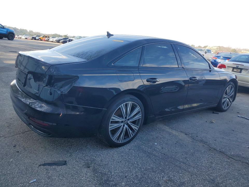 Продажа на аукционе авто 2021 Audi A6, vin: WAUD8AF2XMN022473, номер лота: 79964945
