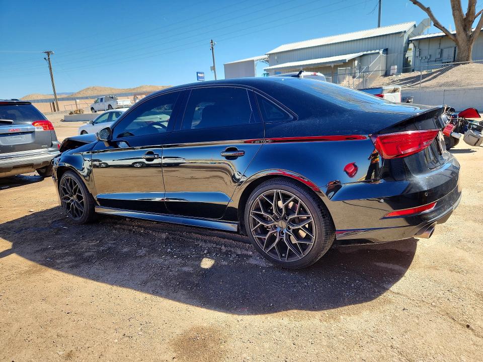 46239096 :رقم المزاد ، WAUBEGFF9LA102858 vin ، 2020 Audi A3 مزاد بيع