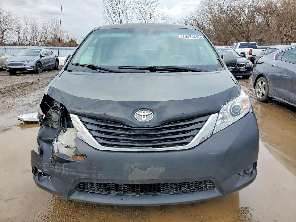 Продаж на аукціоні авто 2011 Toyota Sienna, vin: 5TDKK3DC3BS125079, номер лоту: 78534695