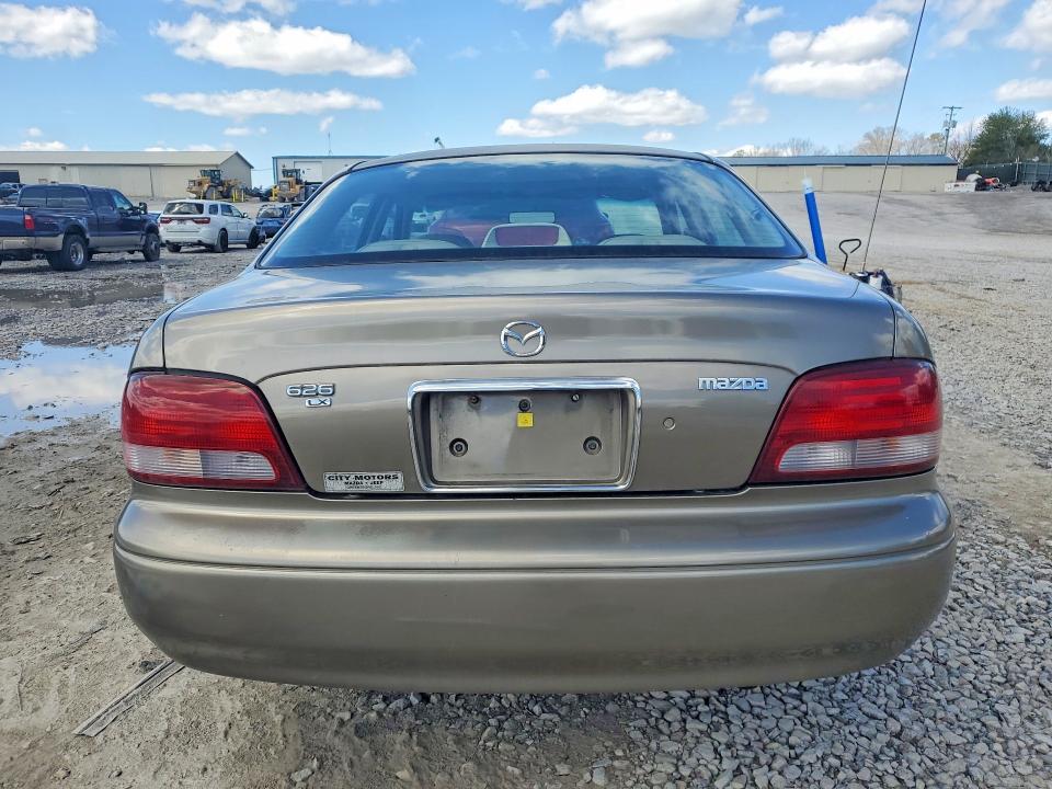 1998 Mazda 626 მანქანა იყიდება აუქციონზე, vin: 1YVGF22C8W5773403, აუქციონის ნომერი: 46334236