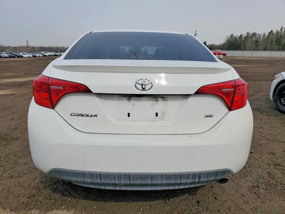 Продажа на аукционе авто 2018 Toyota Corolla, vin: 2T1BURHE3JC981479, номер лота: 47364996