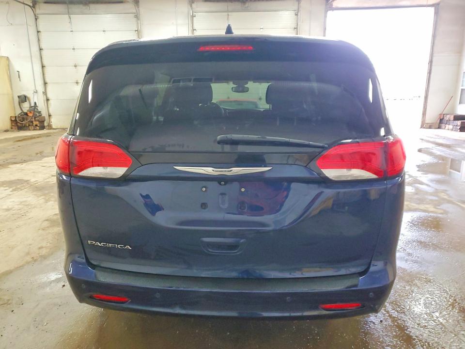 46616846 :رقم المزاد ، 2C4RC1DGXHR578555 vin ، 2017 Chrysler Pacifica مزاد بيع