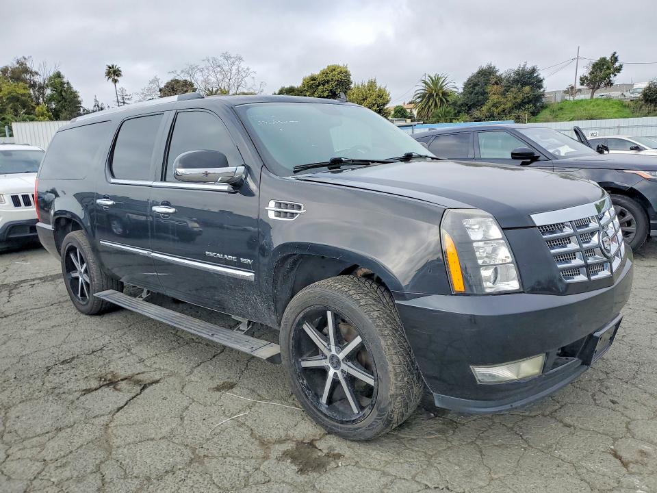 2011 Cadillac Escalade მანქანა იყიდება აუქციონზე, vin: 1GYS4JEF8BR298631, აუქციონის ნომერი: 79513605