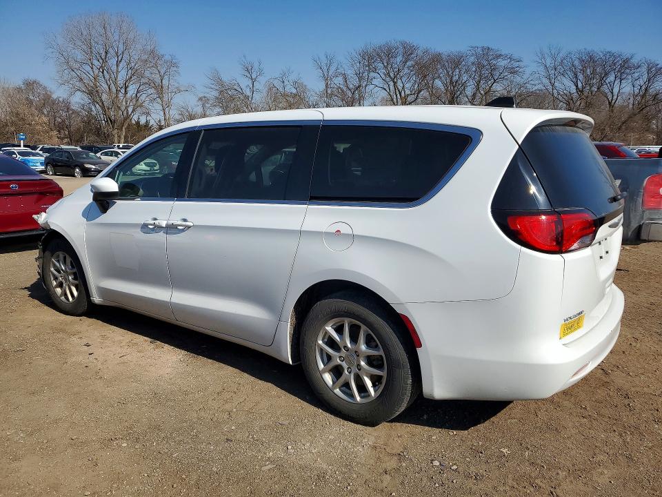 Продажа на аукционе авто 2022 Chrysler Voyager, vin: 2C4RC1CG0NR104160, номер лота: 45552086