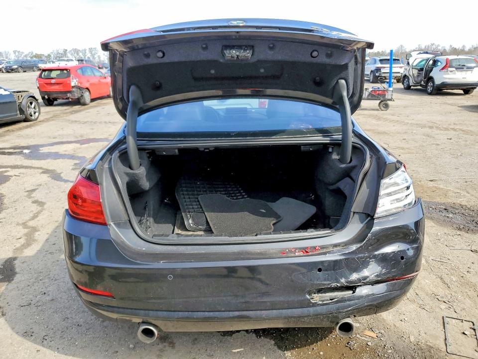 47564686 :رقم المزاد ، WBA3R5C55EF785270 vin ، 2014 Bmw 435 مزاد بيع