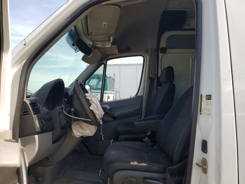 46131956 :رقم المزاد ، WD3PE8DC0F5947354 vin ، 2015 Mercedes Benz Sprinter مزاد بيع