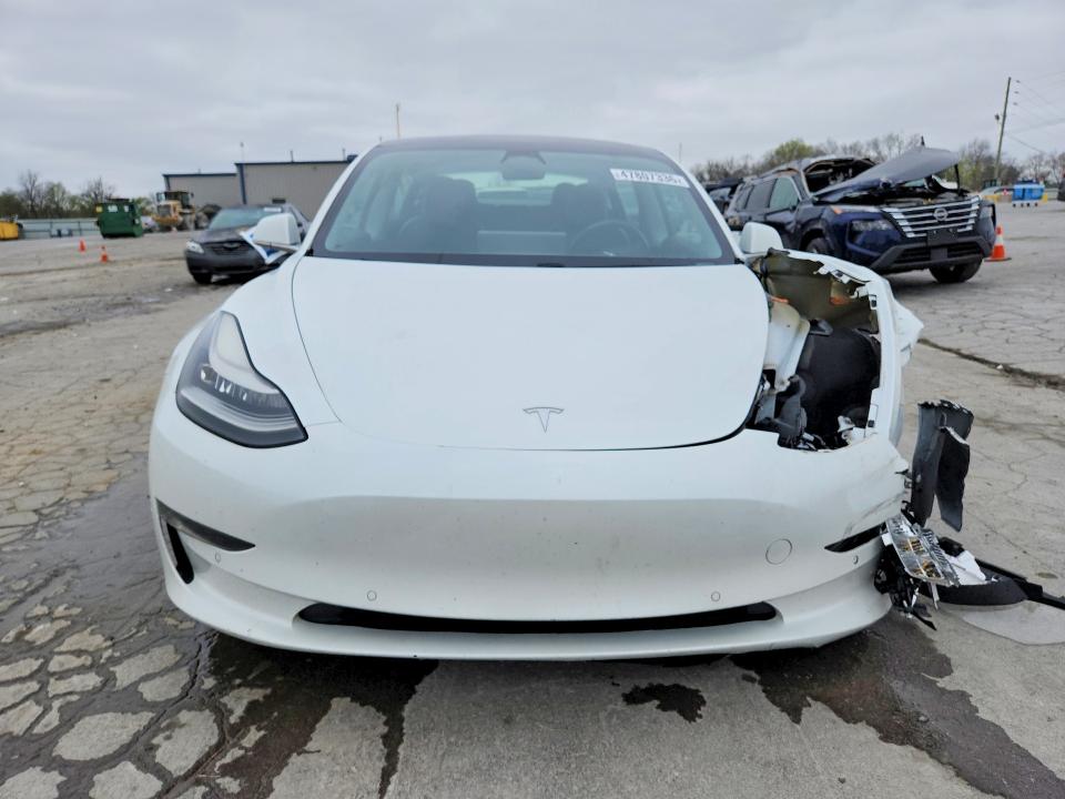 2019 Tesla Model 3 მანქანა იყიდება აუქციონზე, vin: 5YJ3E1EA5KF417513, აუქციონის ნომერი: 47807336