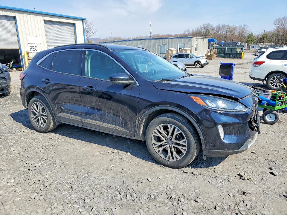 2021 Ford Escape მანქანა იყიდება აუქციონზე, vin: 1FMCU9H66MUB22001, აუქციონის ნომერი: 47033296
