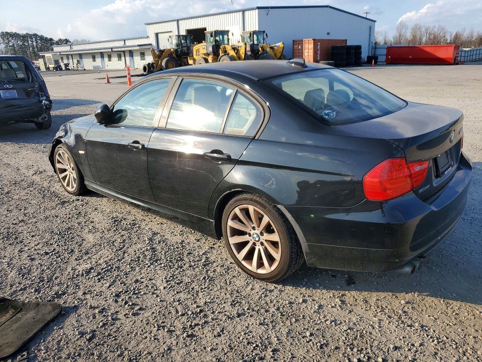 79805585 :رقم المزاد ، WBAPH7C55BE851513 vin ، 2011 Bmw 328 مزاد بيع