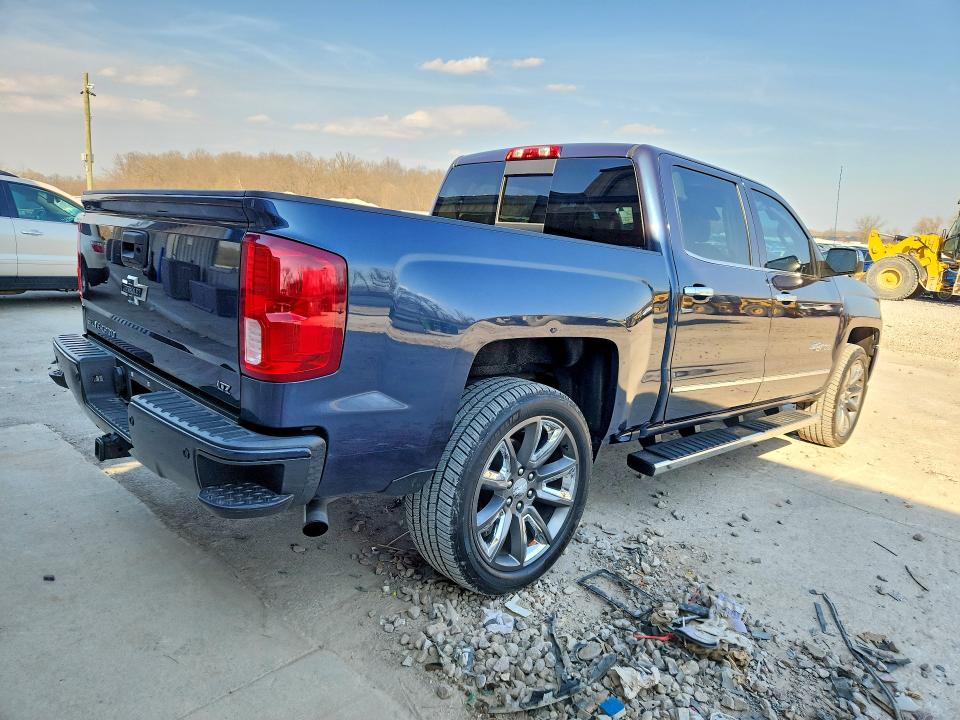 Продажа на аукционе авто 2018 Chevrolet Silverado, vin: 3GCUKSEJ8JG299128, номер лота: 48214756
