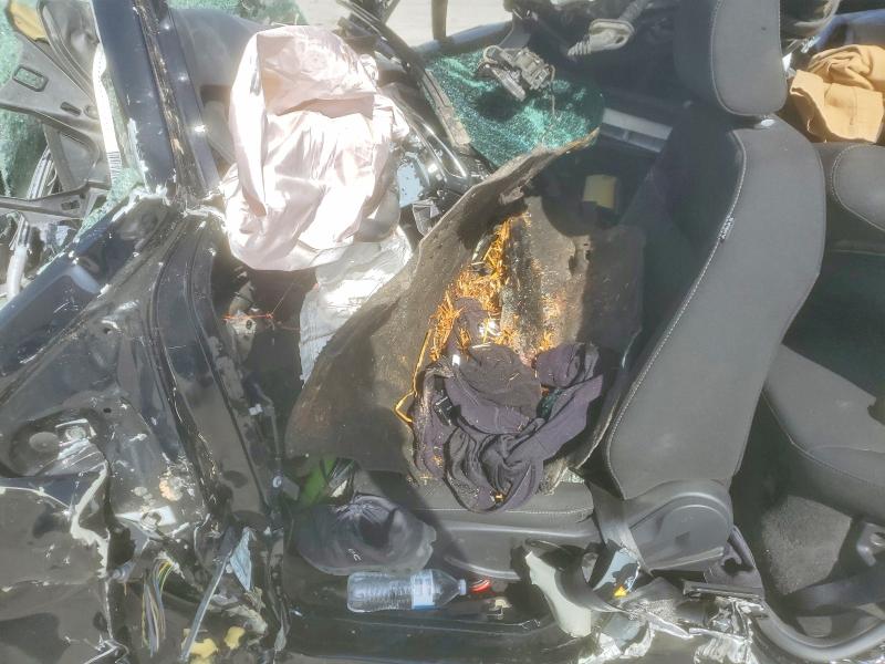 47648786 :رقم المزاد ، 1FADP3M27JL224432 vin ، 2018 Ford Focus مزاد بيع